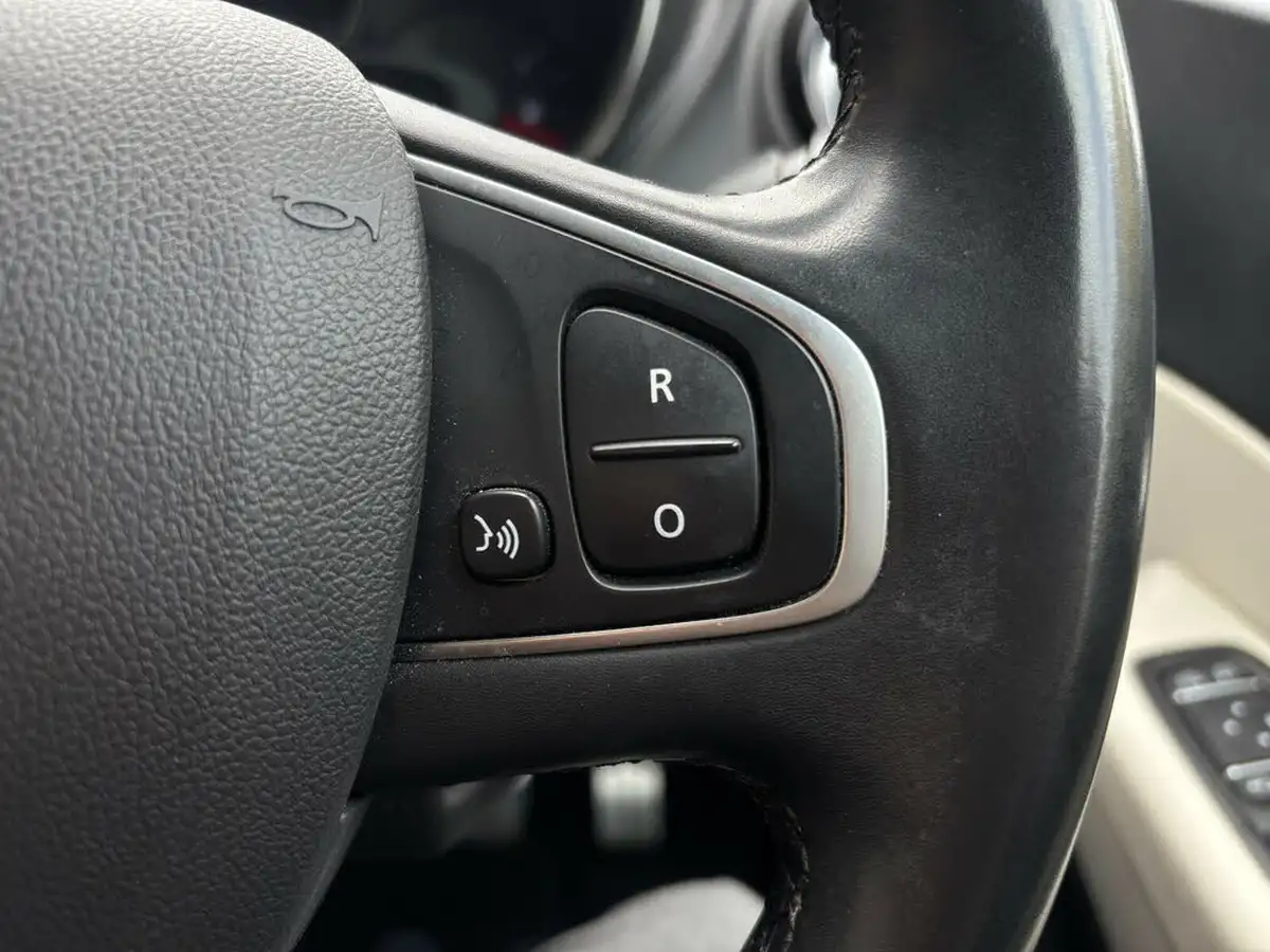 2019-renault-captur-13-tce-gt-line-150bhp-edc-auto-big-20