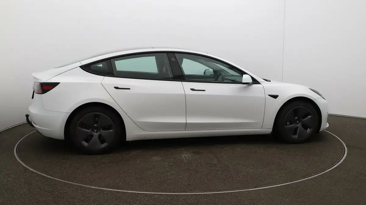 2021-tesla-model-3-e-long-range-4x4-big-41