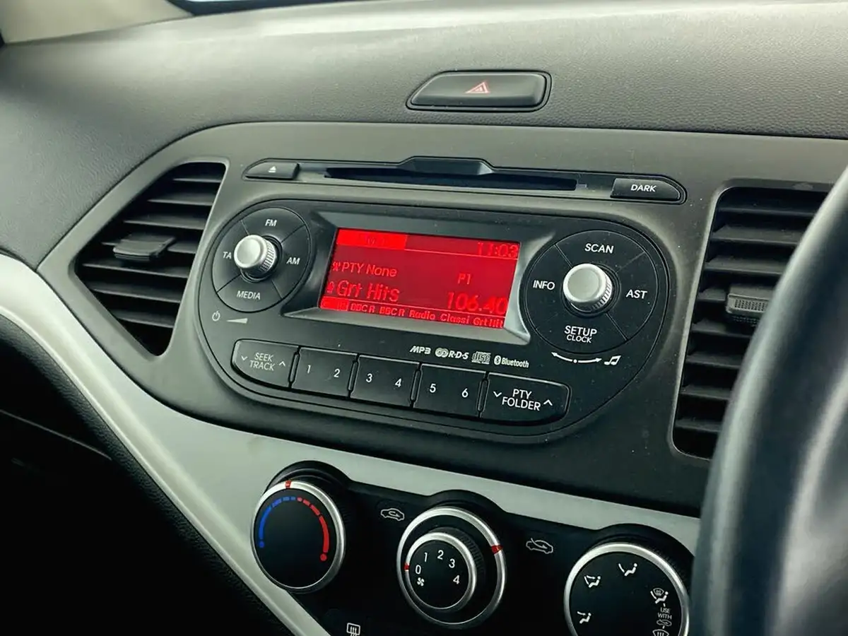 2015-kia-picanto-125-picanto-2-auto-big-17