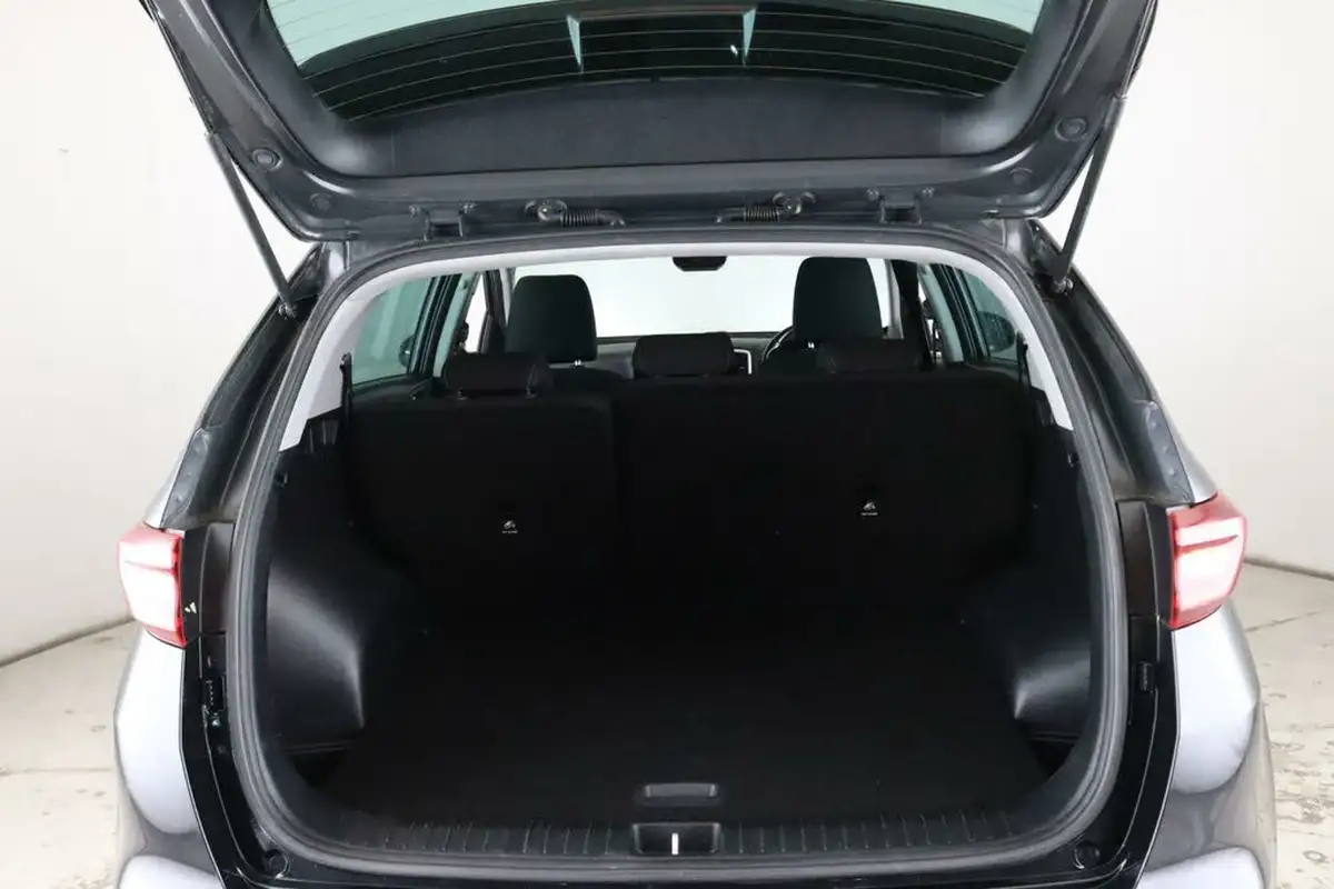 2019-kia-sportage-16-gdi-2-big-7