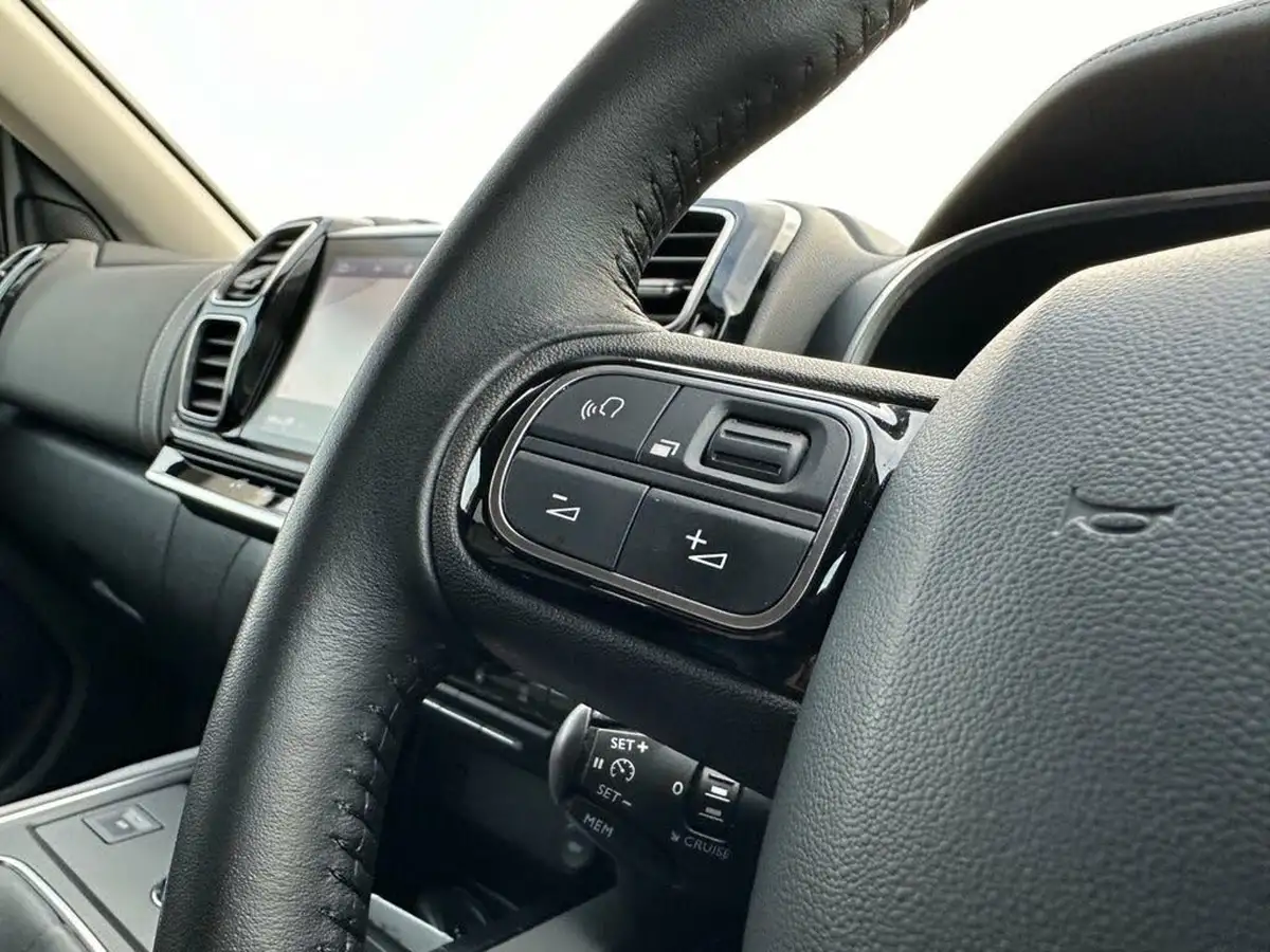 2020-citroen-c5-aircross-15bluehdi-flair-big-13