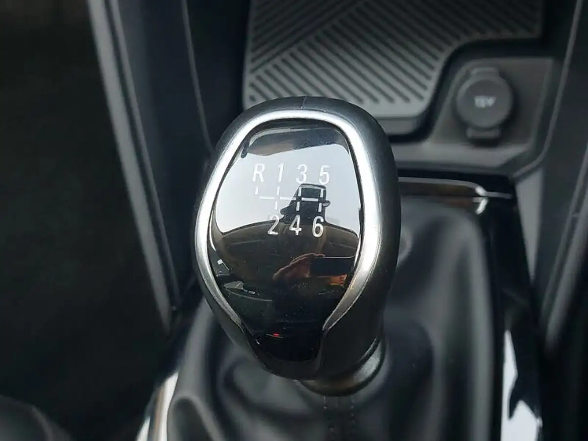 2022-citroen-c4-12-puretech-sense-plus-big-12