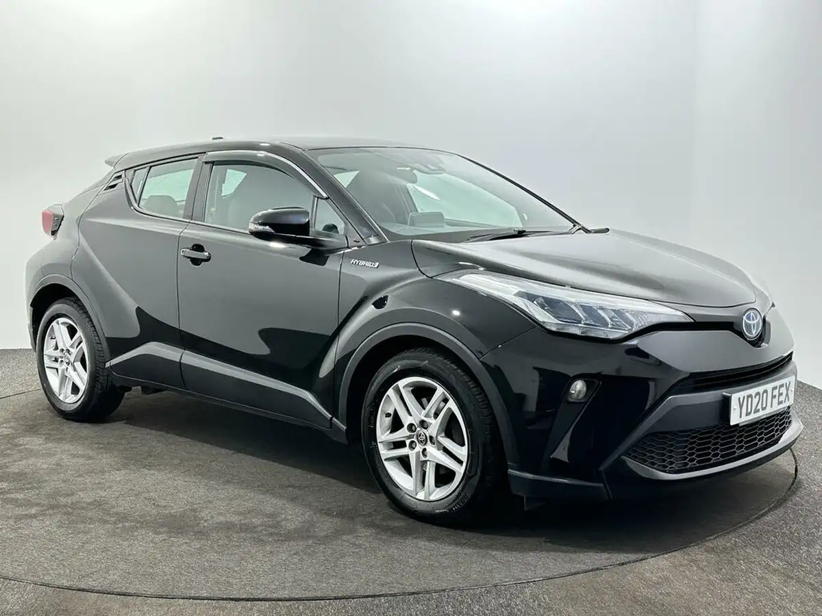 2020-toyota-c-hr-18-vvt-i-icon-parking-pack-big-0