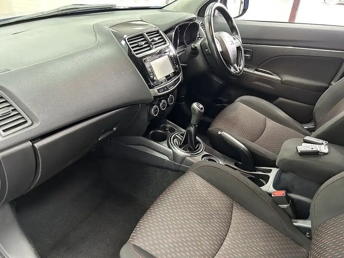 2016-mitsubishi-asx-16-3-big-8