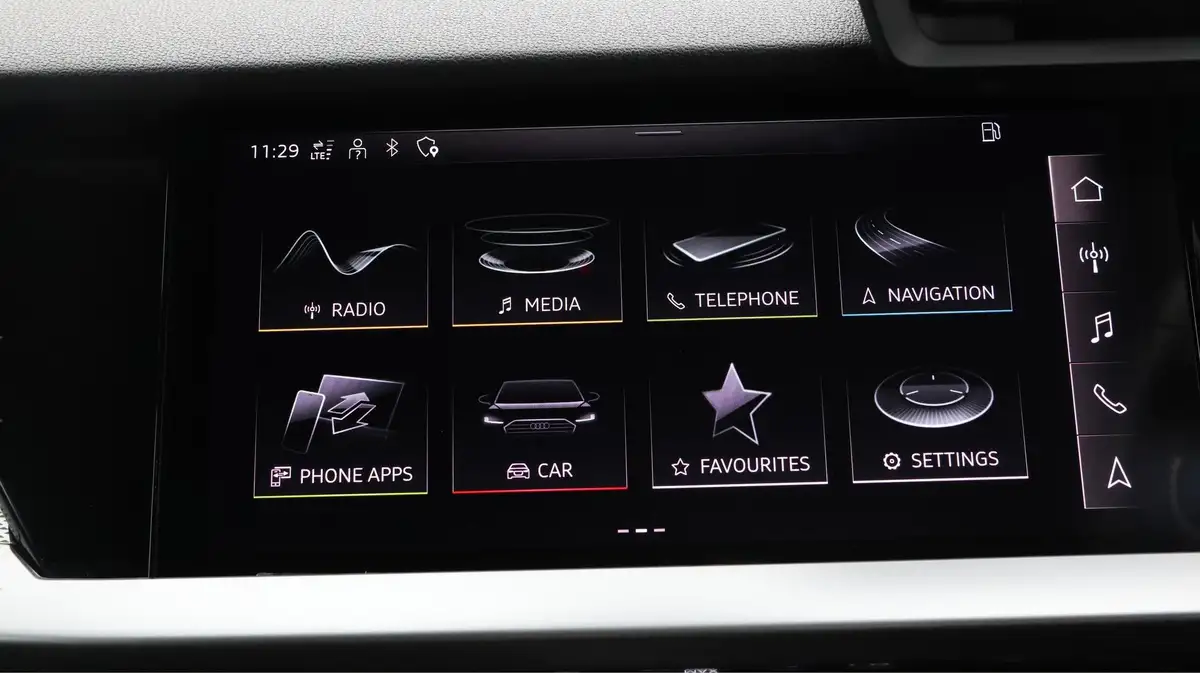 2021-audi-a3-14-40-tfsi-e-s-line-big-10