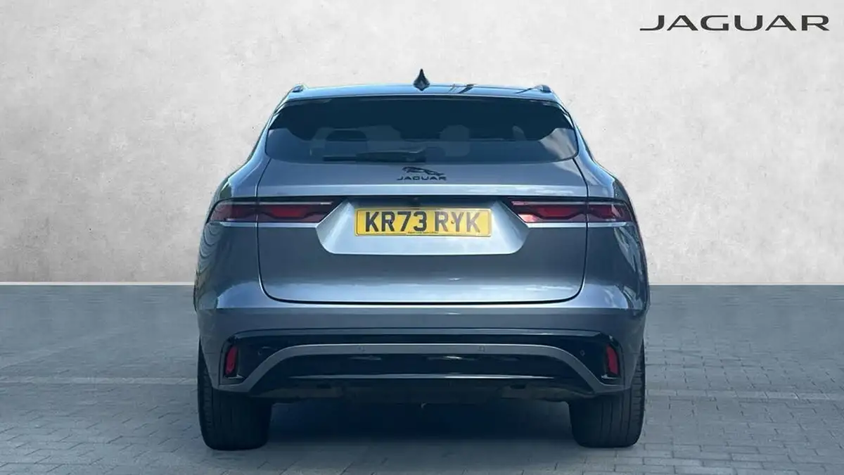 2023-jaguar-f-pace-20-p250-r-dynamic-hse-black-big-5