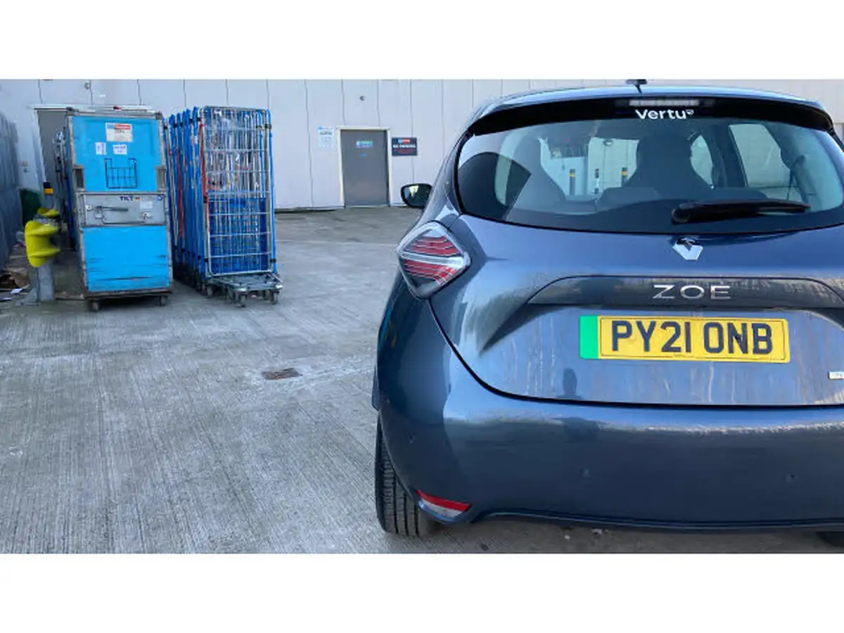 2021-renault-zoe-e-i-iconic-135ps-r135ze50-big-34
