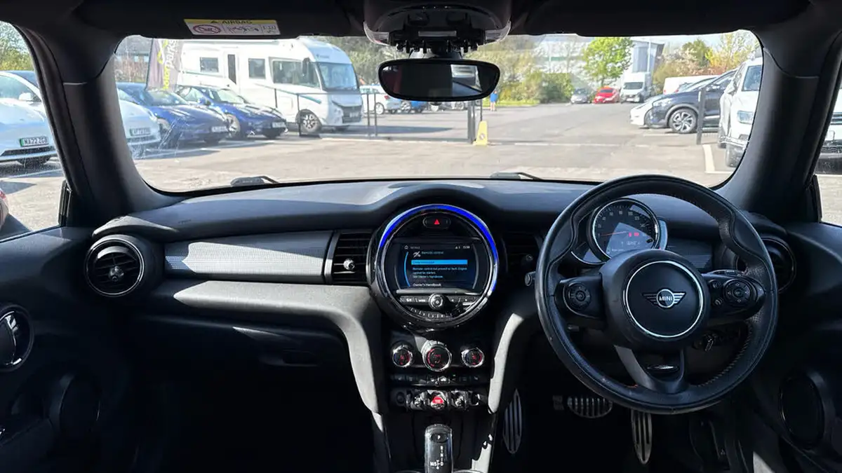 2019-mini-cooper-15-cooper-sport-hatchback-3d-auto-big-10