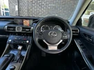 2014-lexus-is-300h-25-premier-small-28