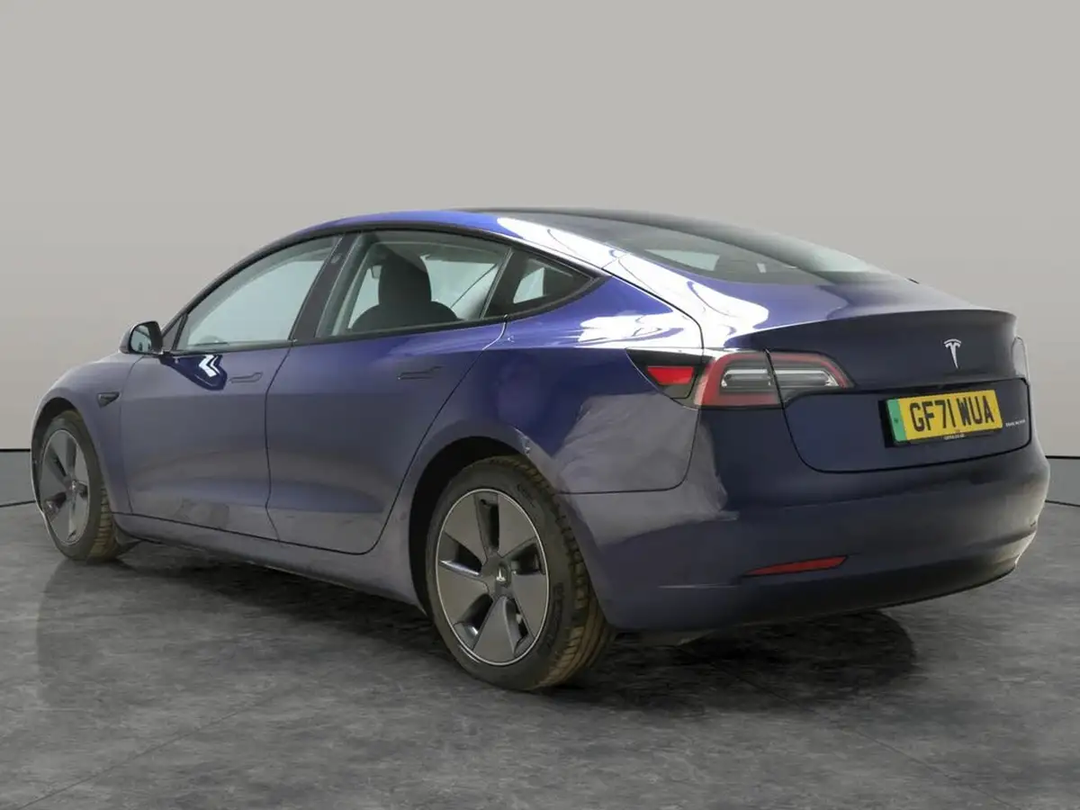 2021-tesla-model-3-e-long-range-awd-big-12