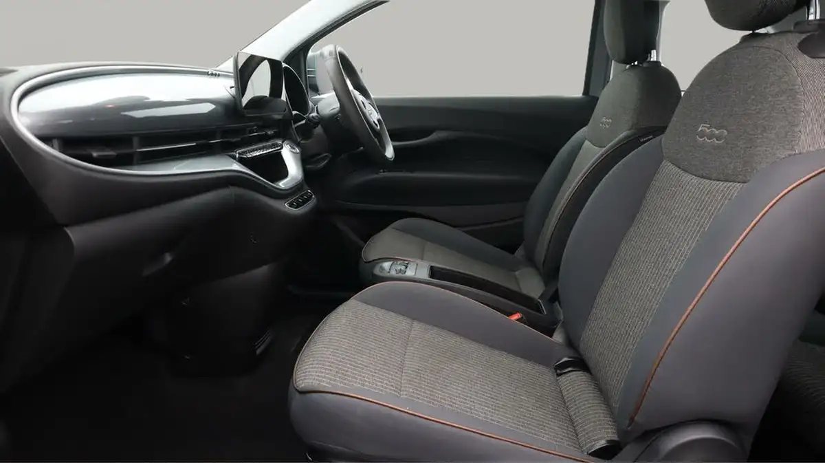 2022-fiat-500-e-icon-117bhp-big-14