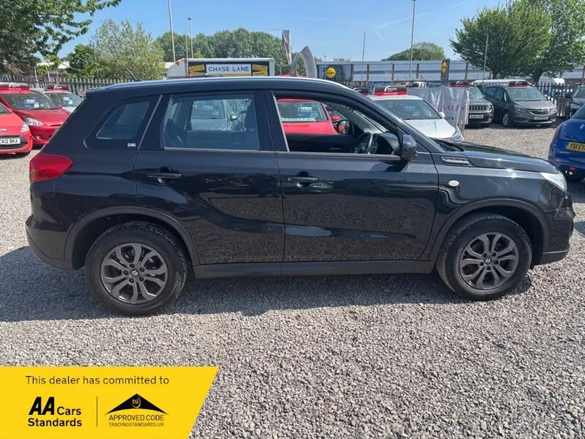 2017-suzuki-vitara-16-sz4-big-7
