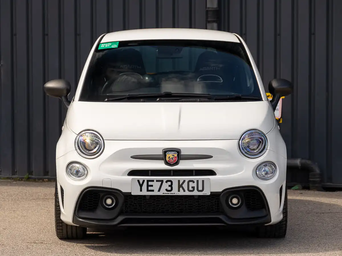 2023-abarth-695-14-tjet-turismo-big-9