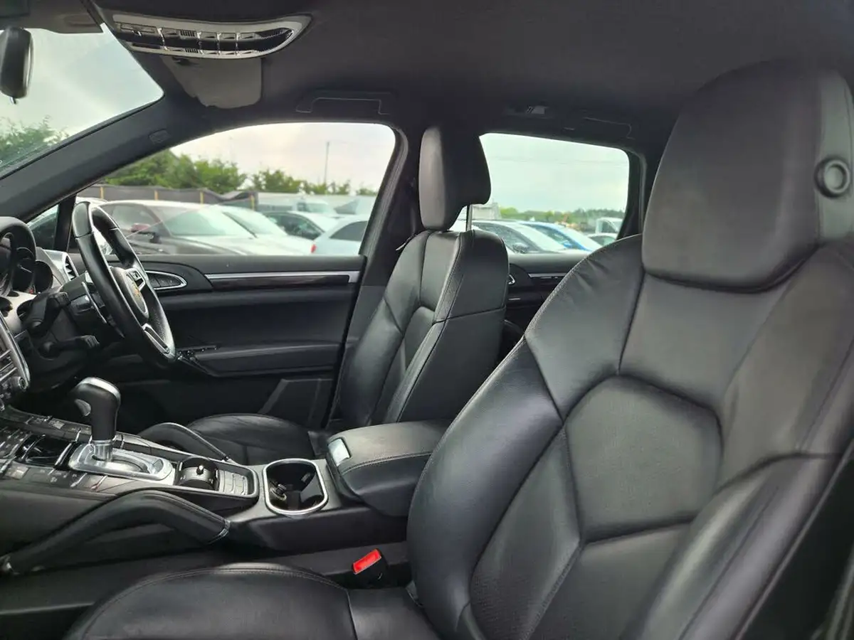 2015-porsche-cayenne-30td-big-66