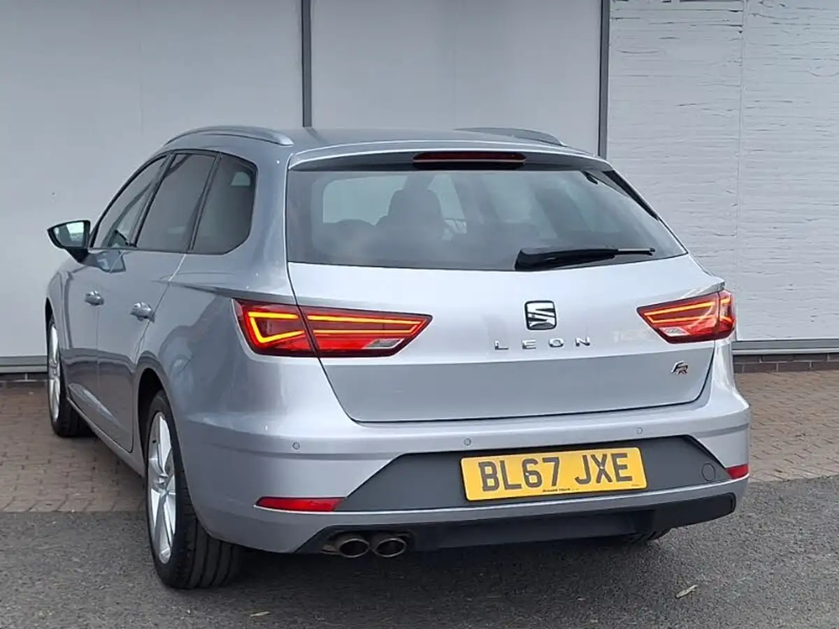 2018-seat-leon-14-ecotsi-fr-technology-estate-5d-dsg-big-1