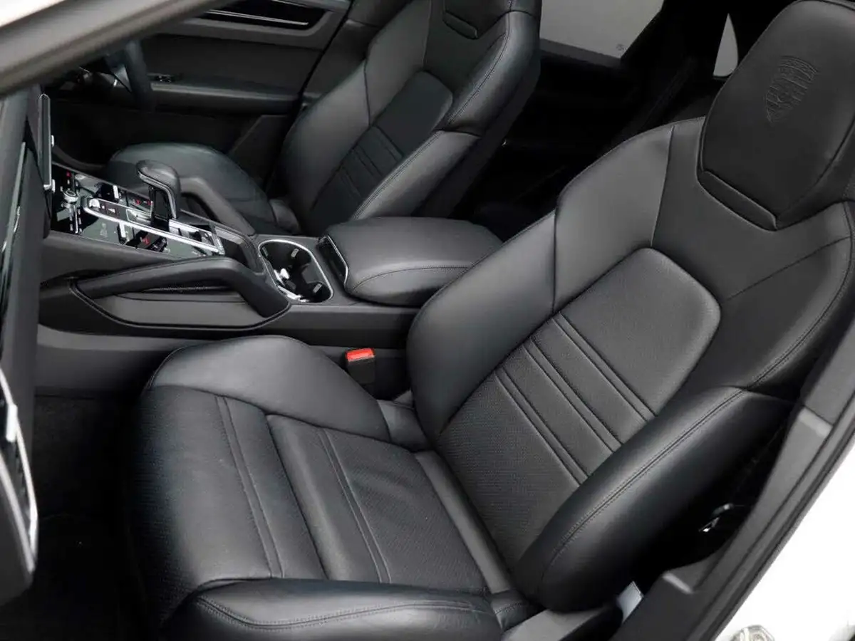 2019-porsche-cayenne-30-v6-e-hybrid-e-hybrid-station-wagon-big-25