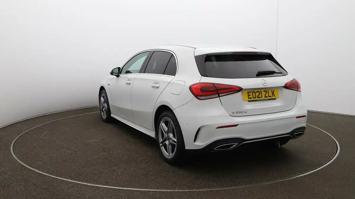 2021-mercedes-benz-a-class-13-a250e-amg-line-executive-hatchback-5d-big-54