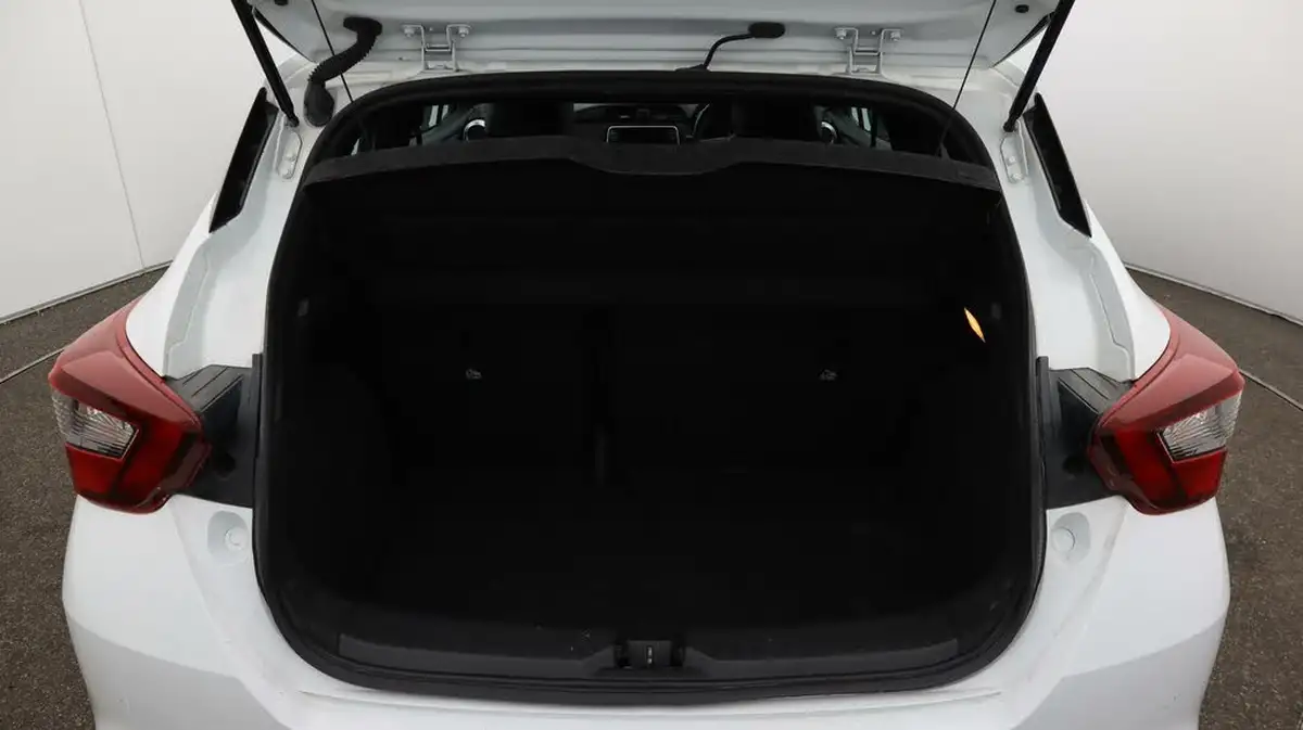 2022-nissan-micra-10-ig-t-n-sport-cvt-big-17