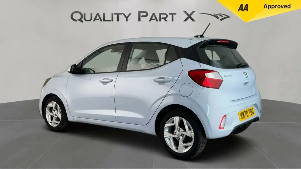 2020-hyundai-i10-10-se-connect-big-4