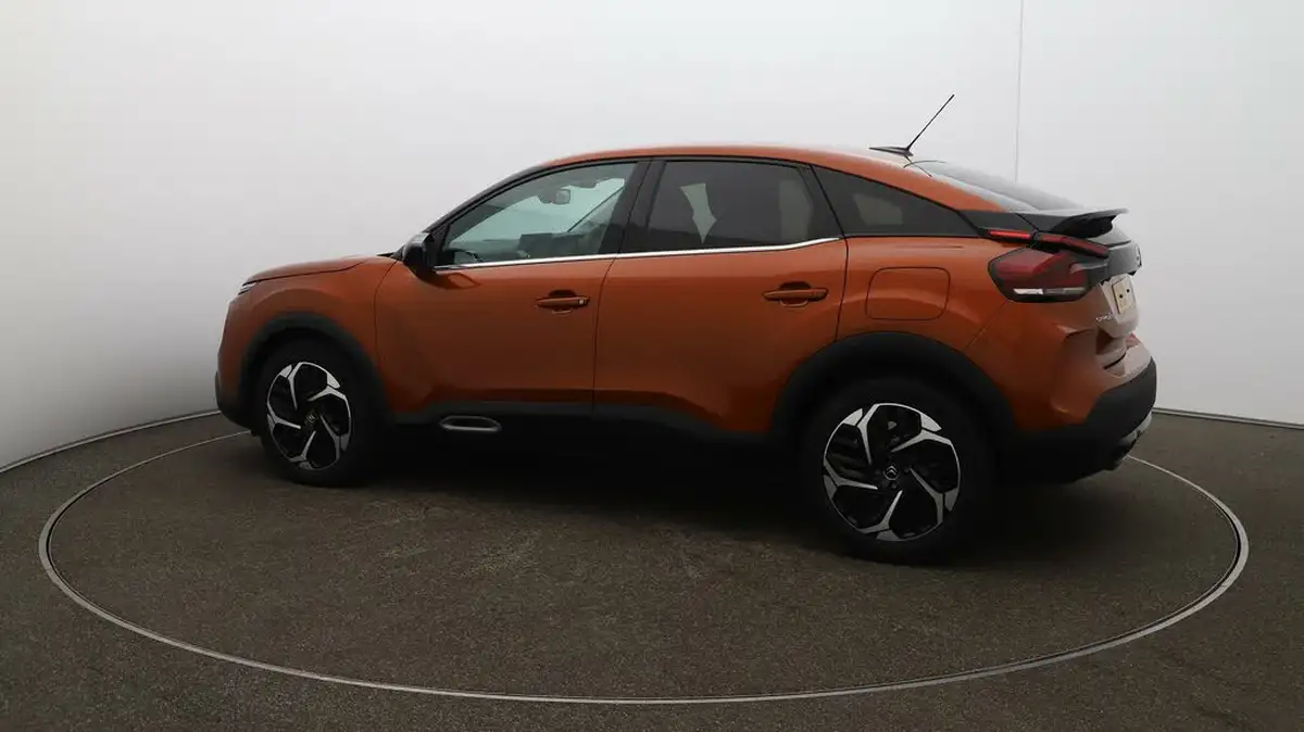 2022-citroen-c4-12-puretech-shine-plus-155ps-big-39