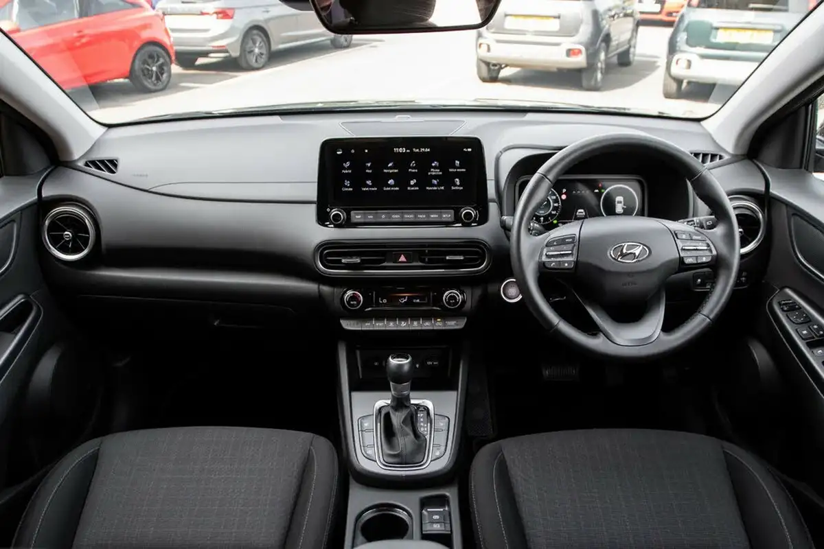 2022-hyundai-kona-16-gdi-premium-big-3