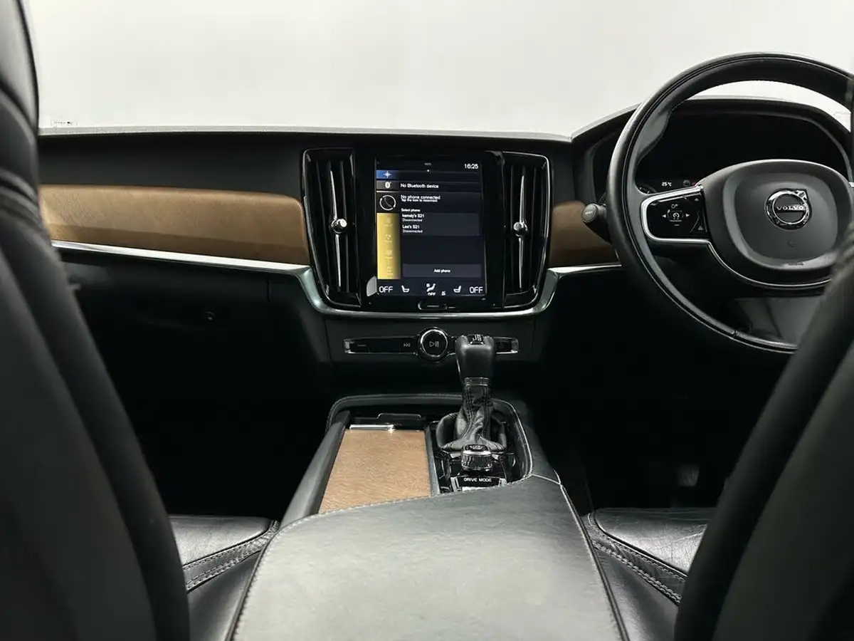 2018-volvo-v90-20td-d5-inscription-pro-awd-big-17