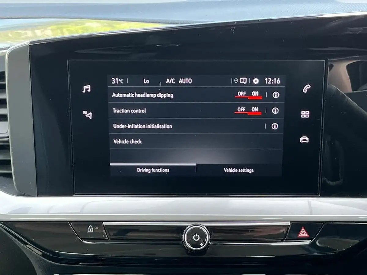 2021-vauxhall-mokka-12-elite-nav-100ps-big-19