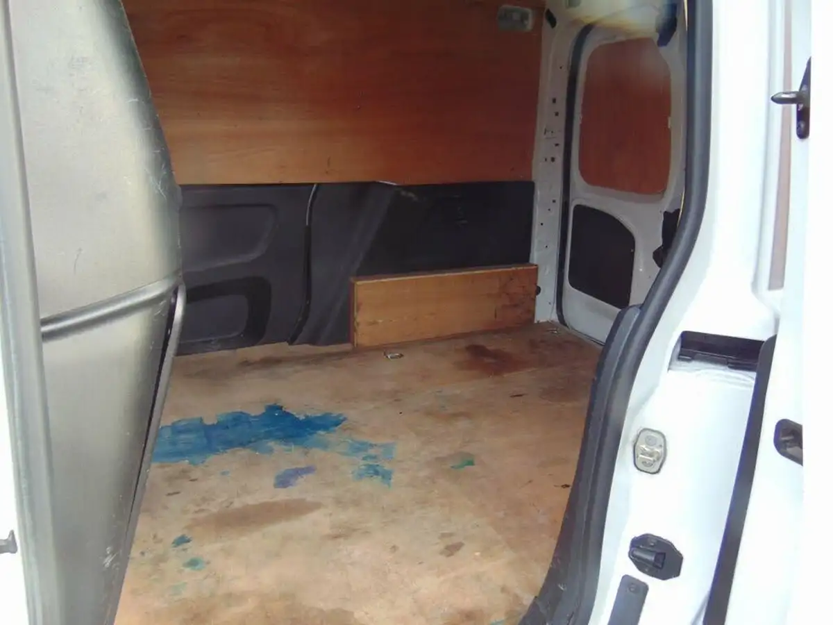 2020-citroen-berlingo-15bluehdi-650-enterprise-ss-big-27