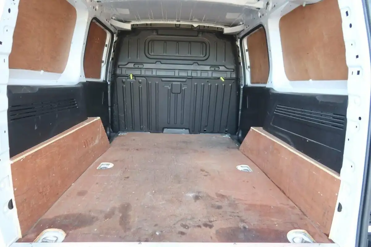 2020-peugeot-partner-15-bluehdi-950-professional-100ps-eu6dt-long-panel-big-6
