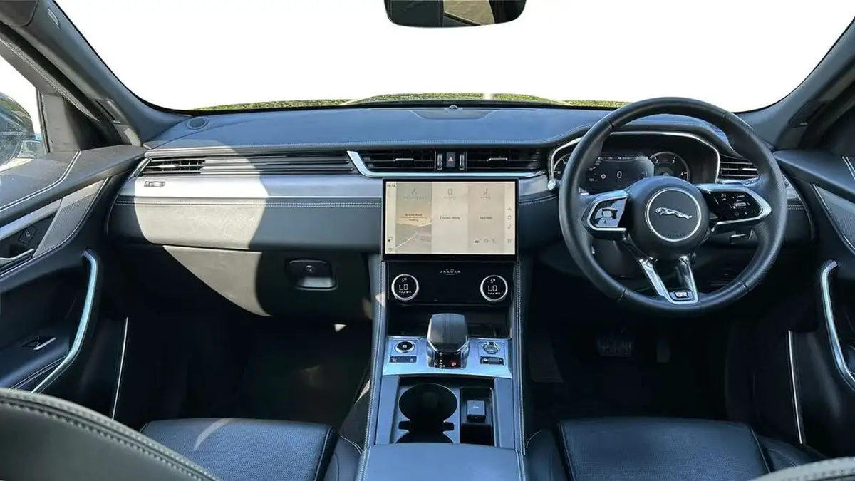 2022-jaguar-f-pace-20-d200-r-dynamic-s-big-8