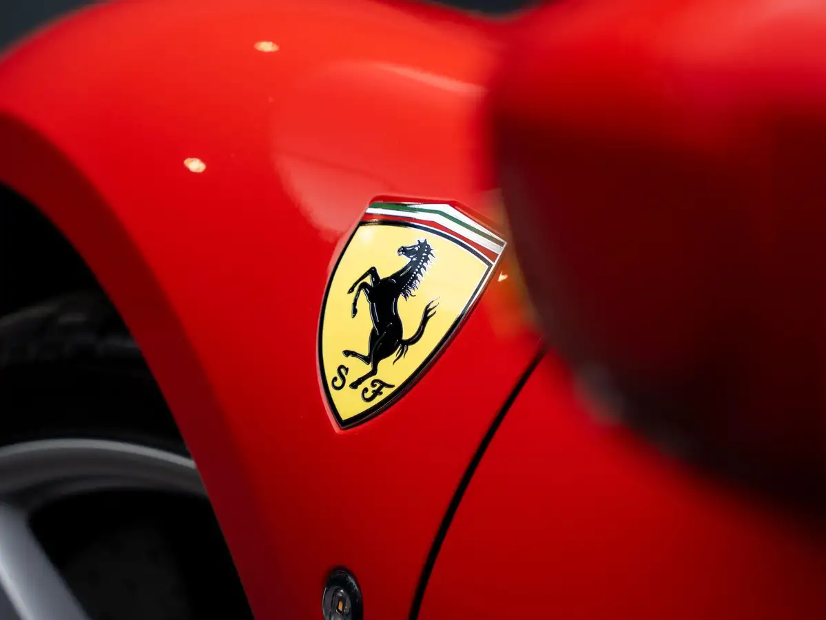 2021-ferrari-f8-tributo-big-7
