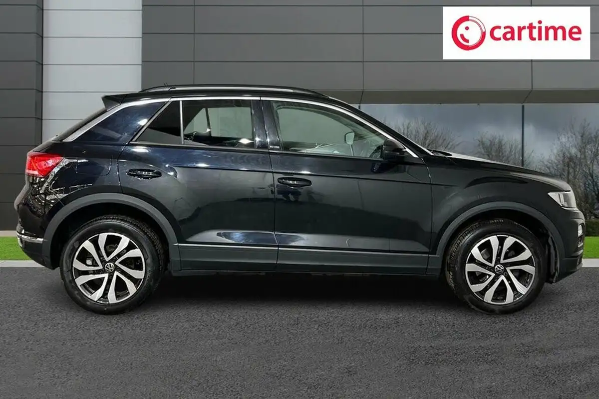 2021-volkswagen-t-roc-15-tsi-active-hatchback-5d-big-1