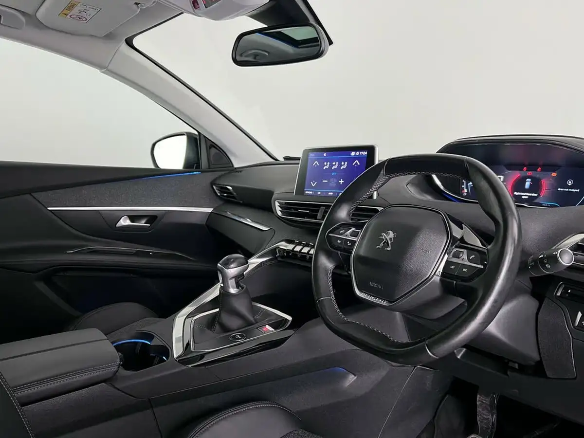 2018-peugeot-3008-suv-16-bluehdi-allure-big-10
