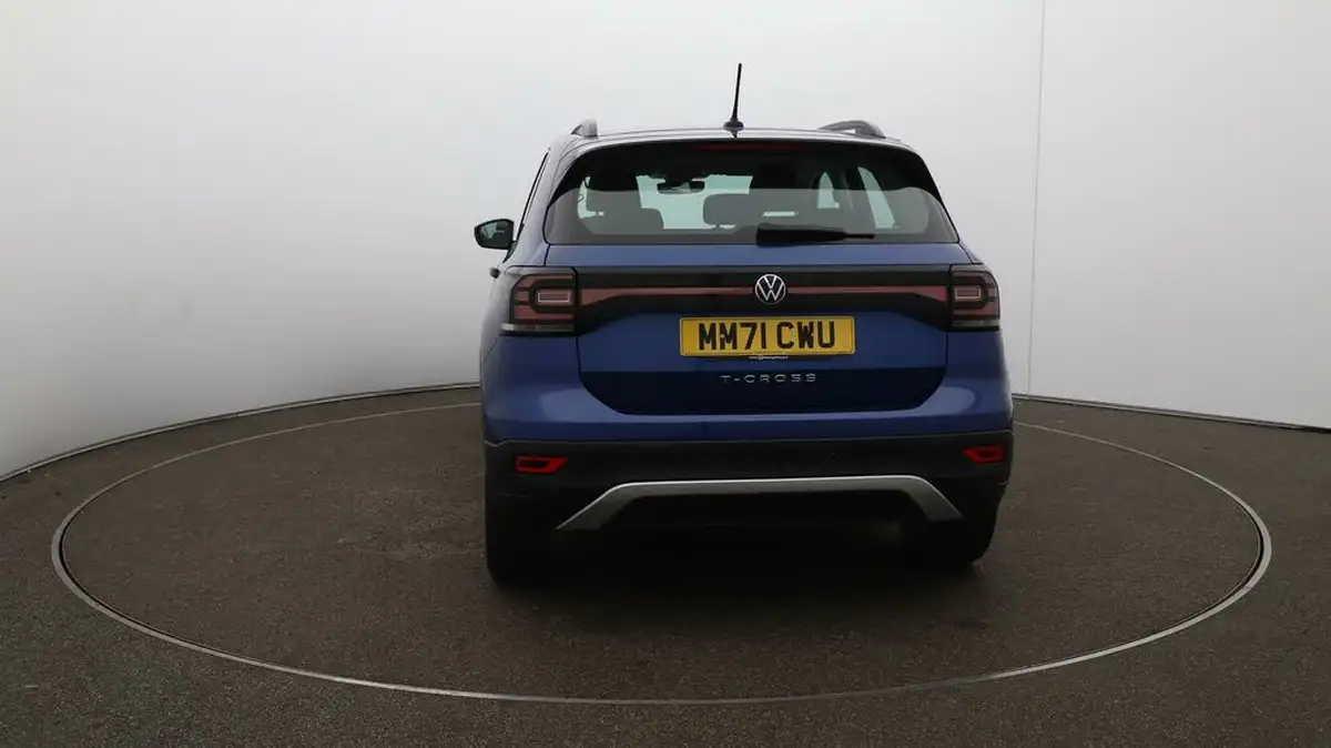 2021-volkswagen-t-cross-big-51