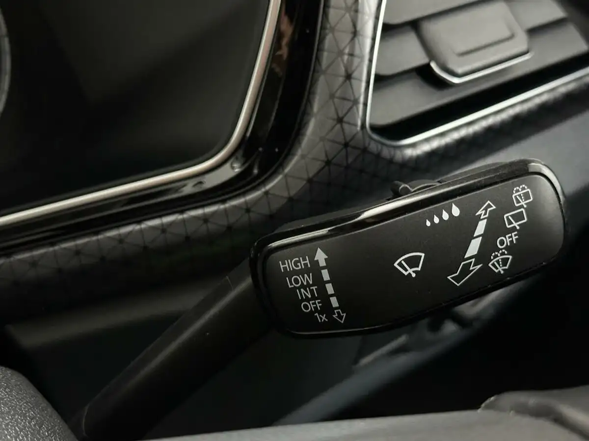 2021-volkswagen-t-cross-10-tsi-sel-110ps-dsg-big-14