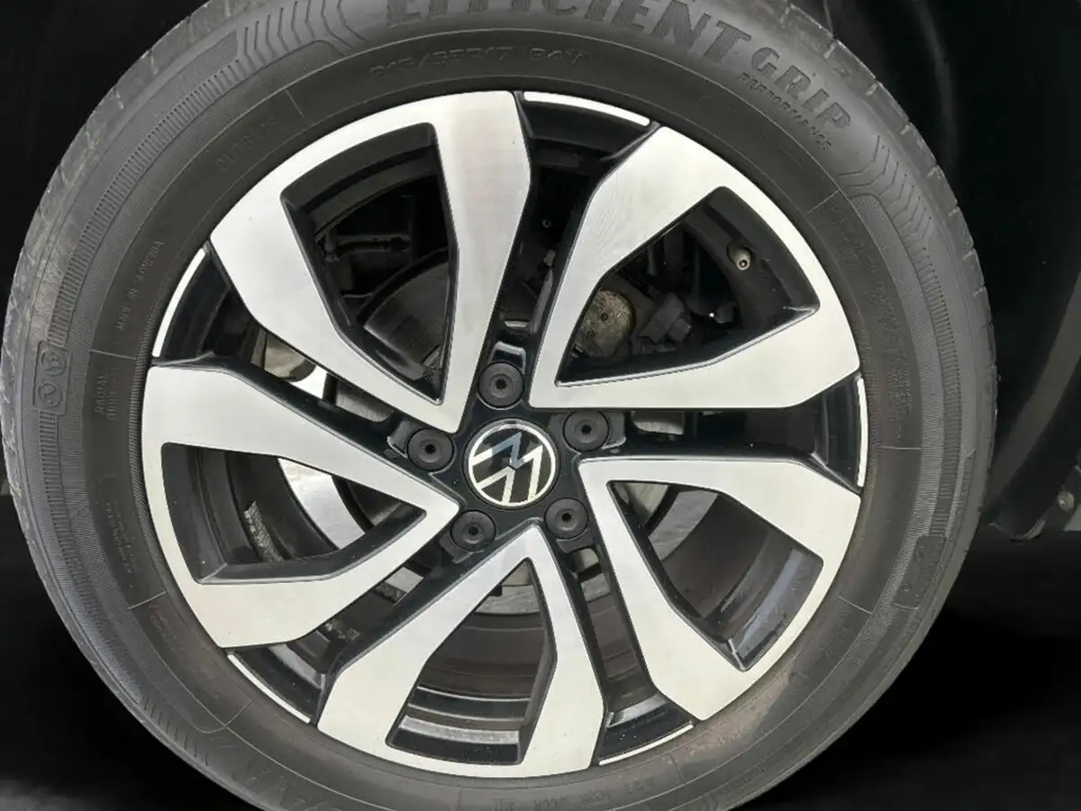 2022-volkswagen-t-roc-15-tsi-active-hatchback-5d-big-11