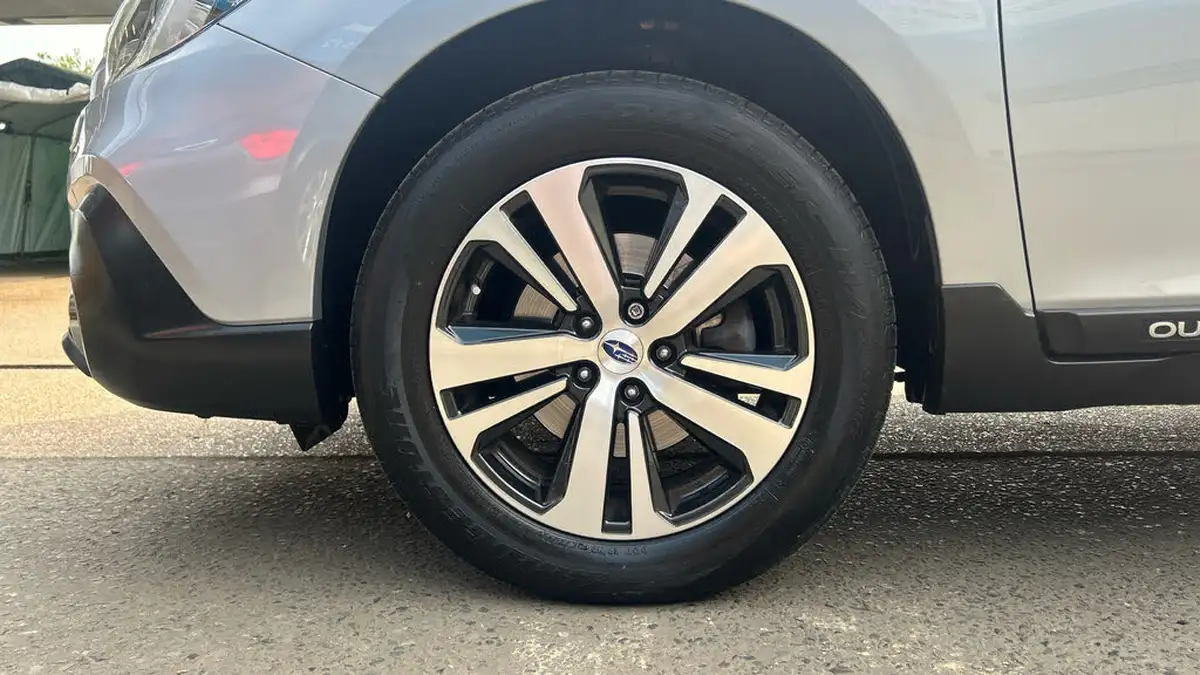 2019-subaru-outback-25i-se-premium-big-19