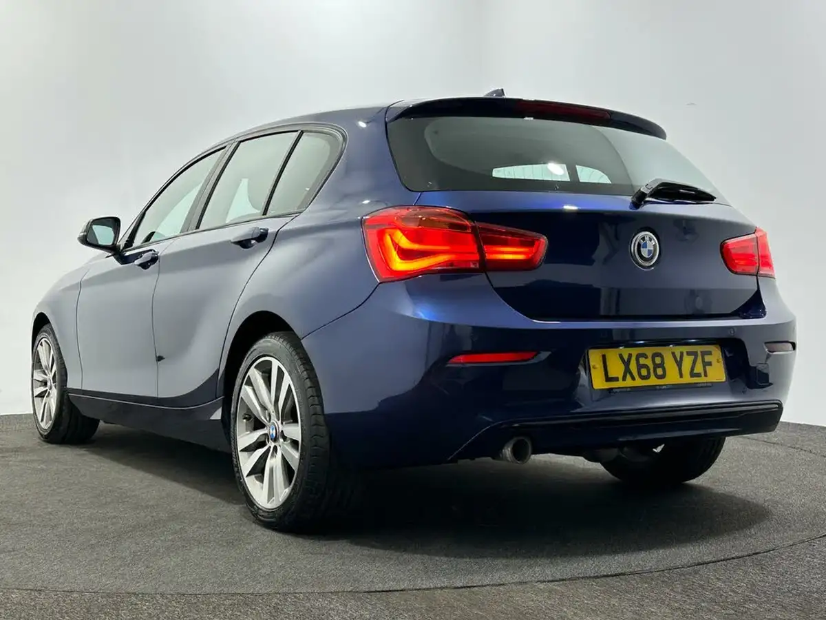 2018-bmw-1-series-15td-116d-sport-5d-auto-big-45