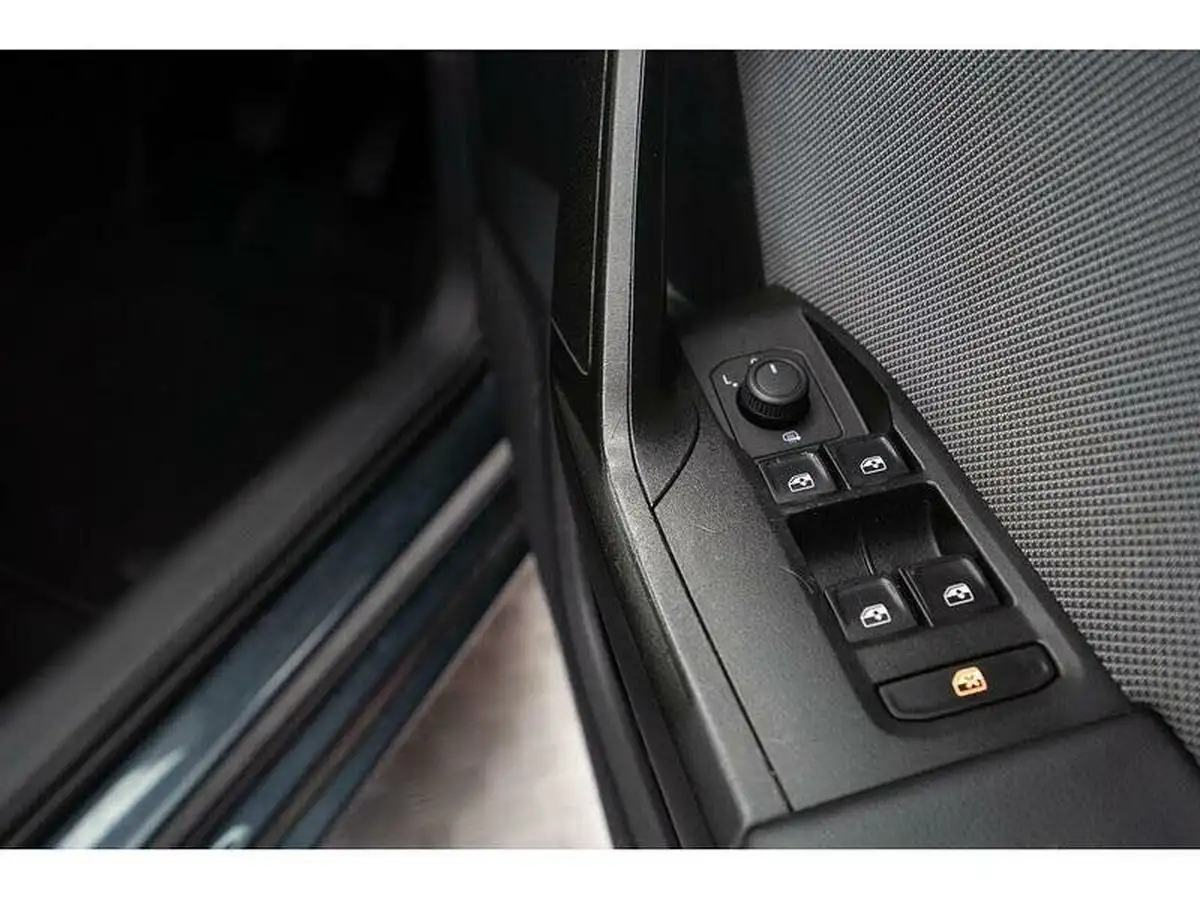2022-seat-leon-10-tsi-evo-se-dynamic-hatchback-big-34