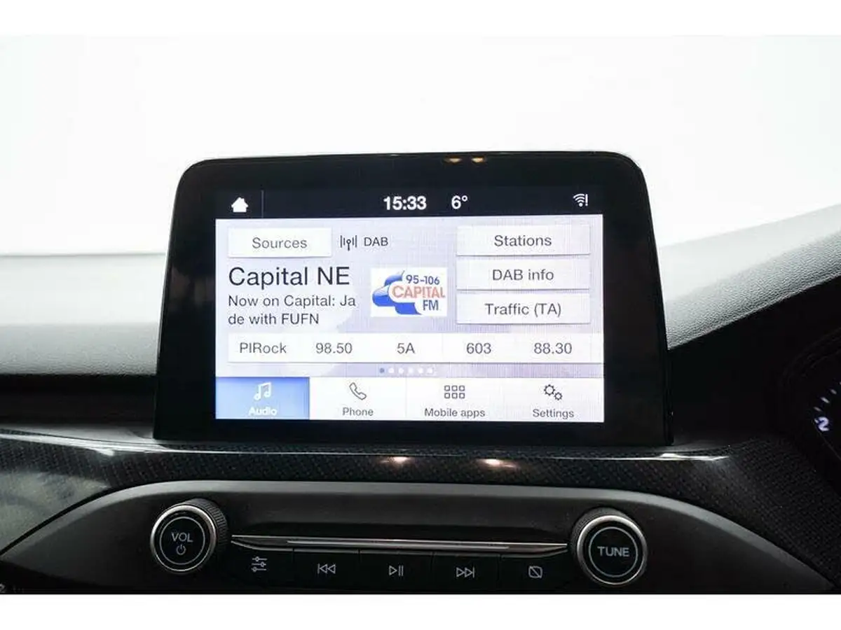 2020-ford-focus-10t-st-line-edition-125ps-hybrid-mhev-estate-big-23
