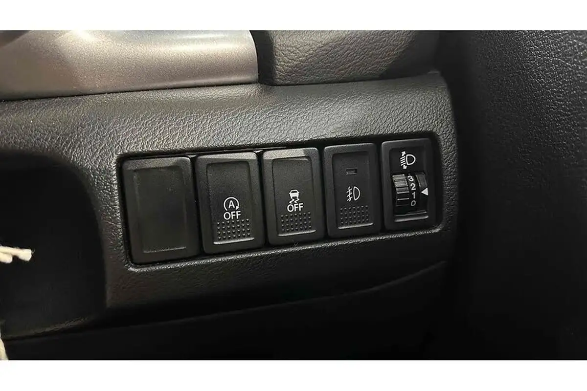 2018-suzuki-vitara-10-boosterjet-sz-t-big-26