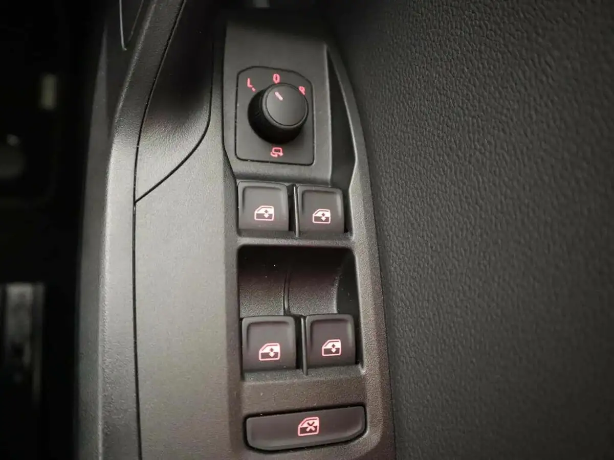 2025-seat-arona-10-tsi-fr-sport-dsg-big-26