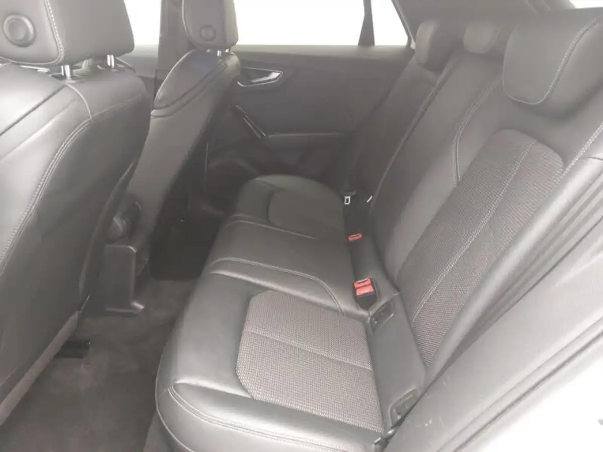 2019-audi-q2-10-30-tfsi-black-edition-big-5