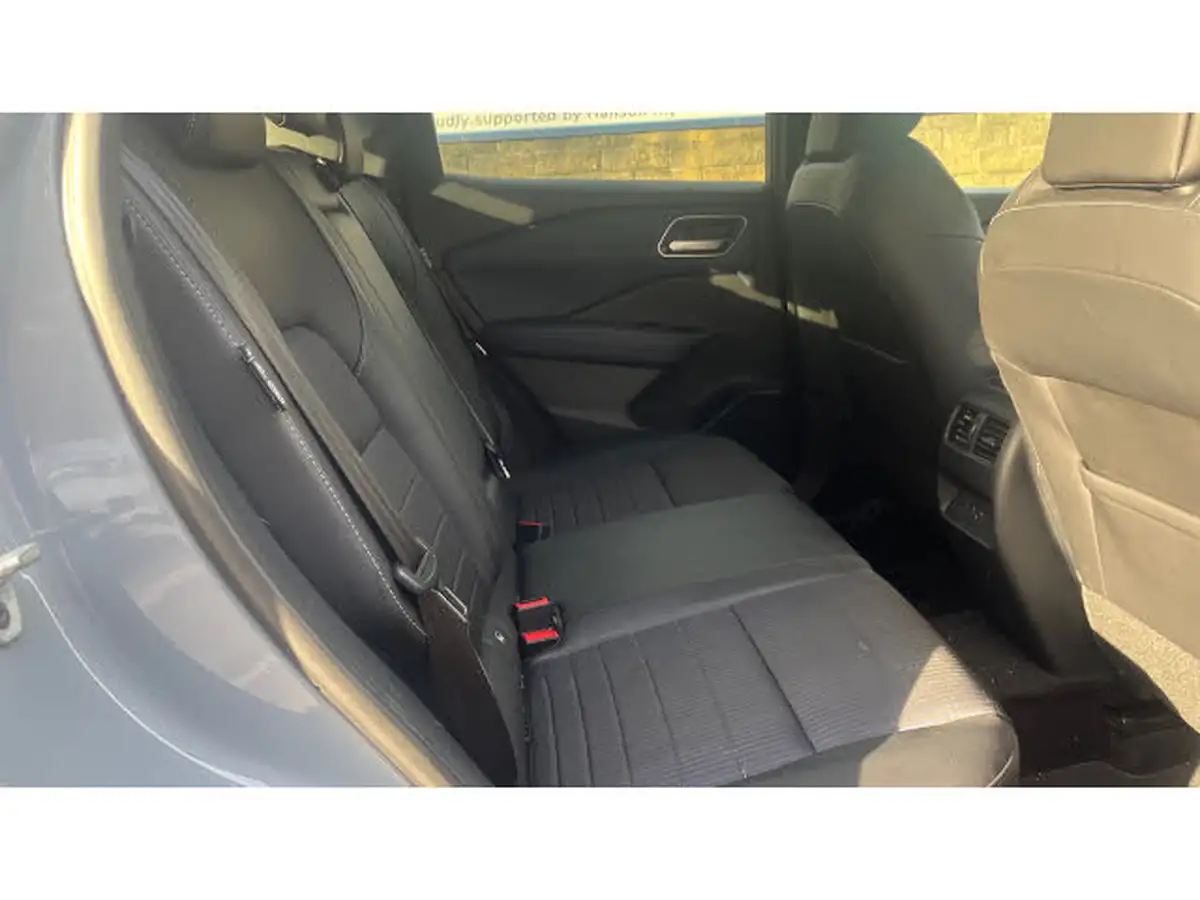 2022-nissan-qashqai-13-dig-t-tekna-158ps-xtronic-big-15