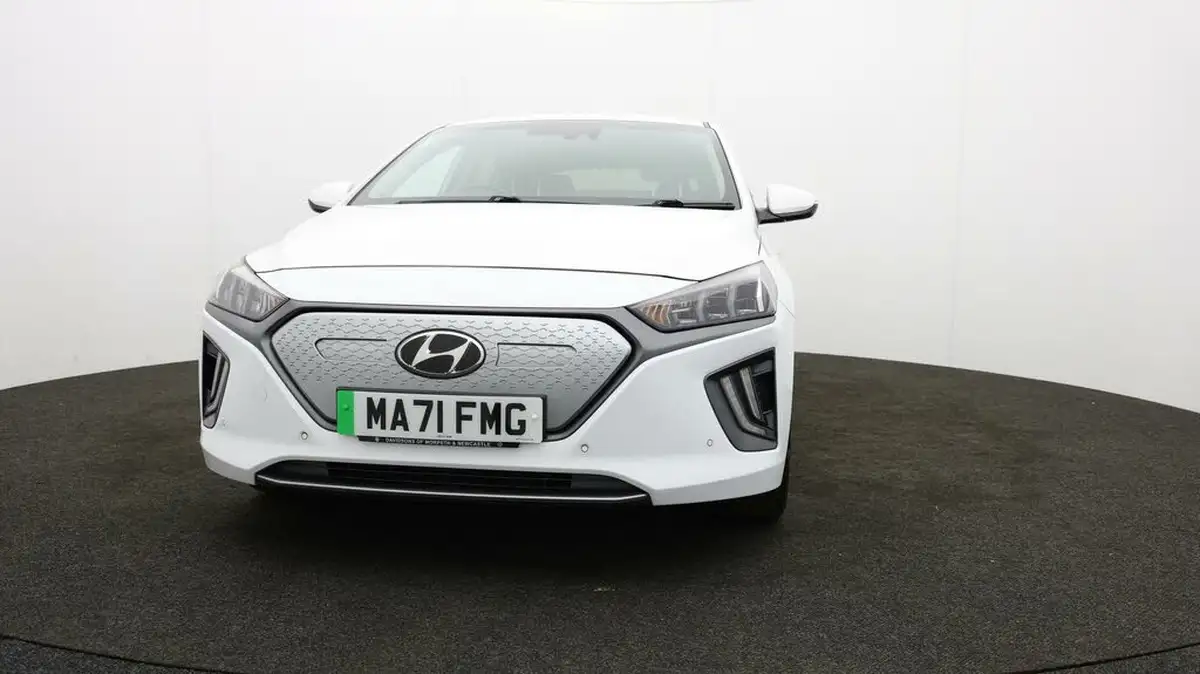 2021-hyundai-ioniq-e-premium-se-electric-100kw-big-53
