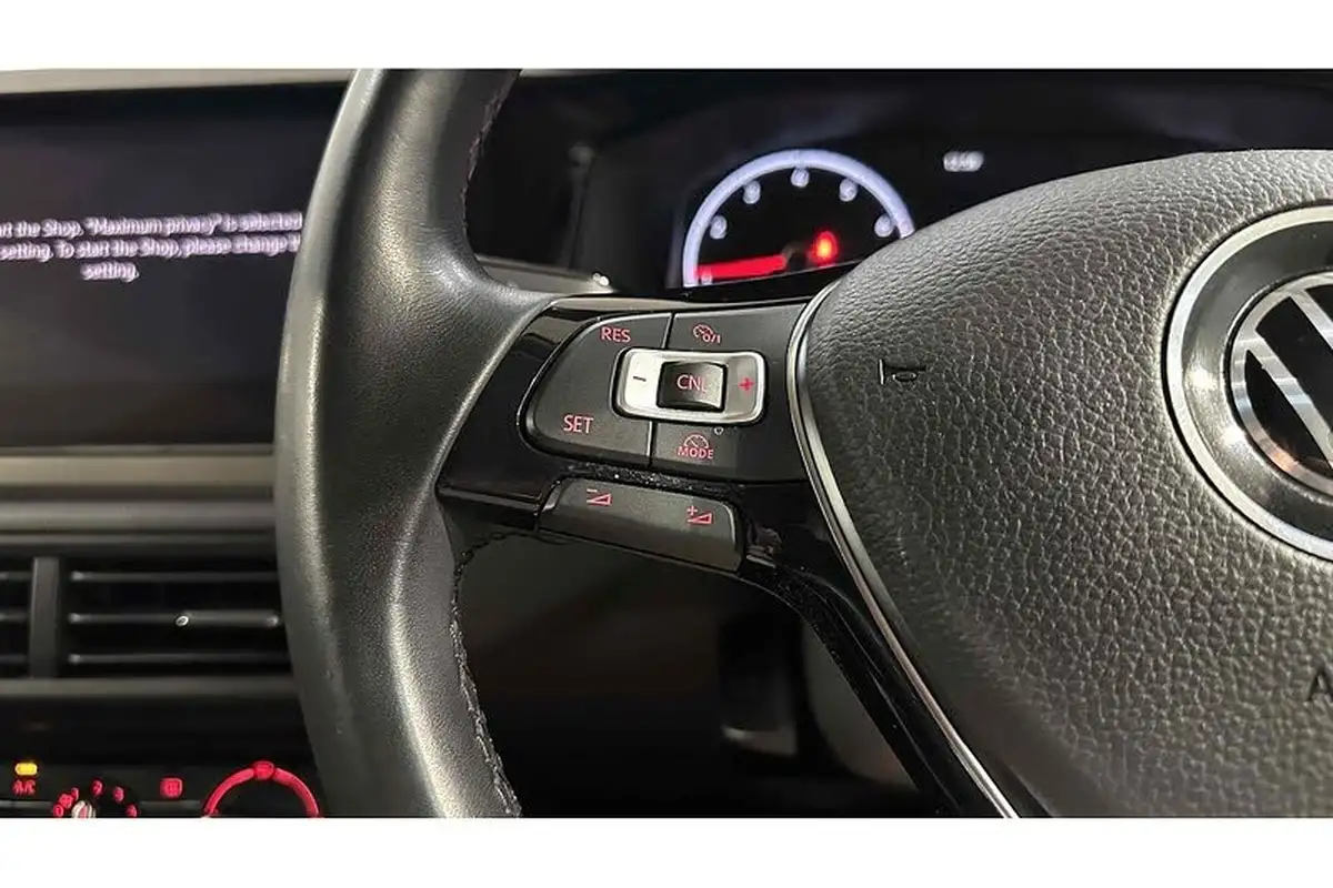 2021-volkswagen-polo-10-tsi-match-big-28