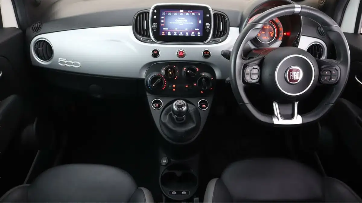2021-fiat-500c-10-hey-google-big-11