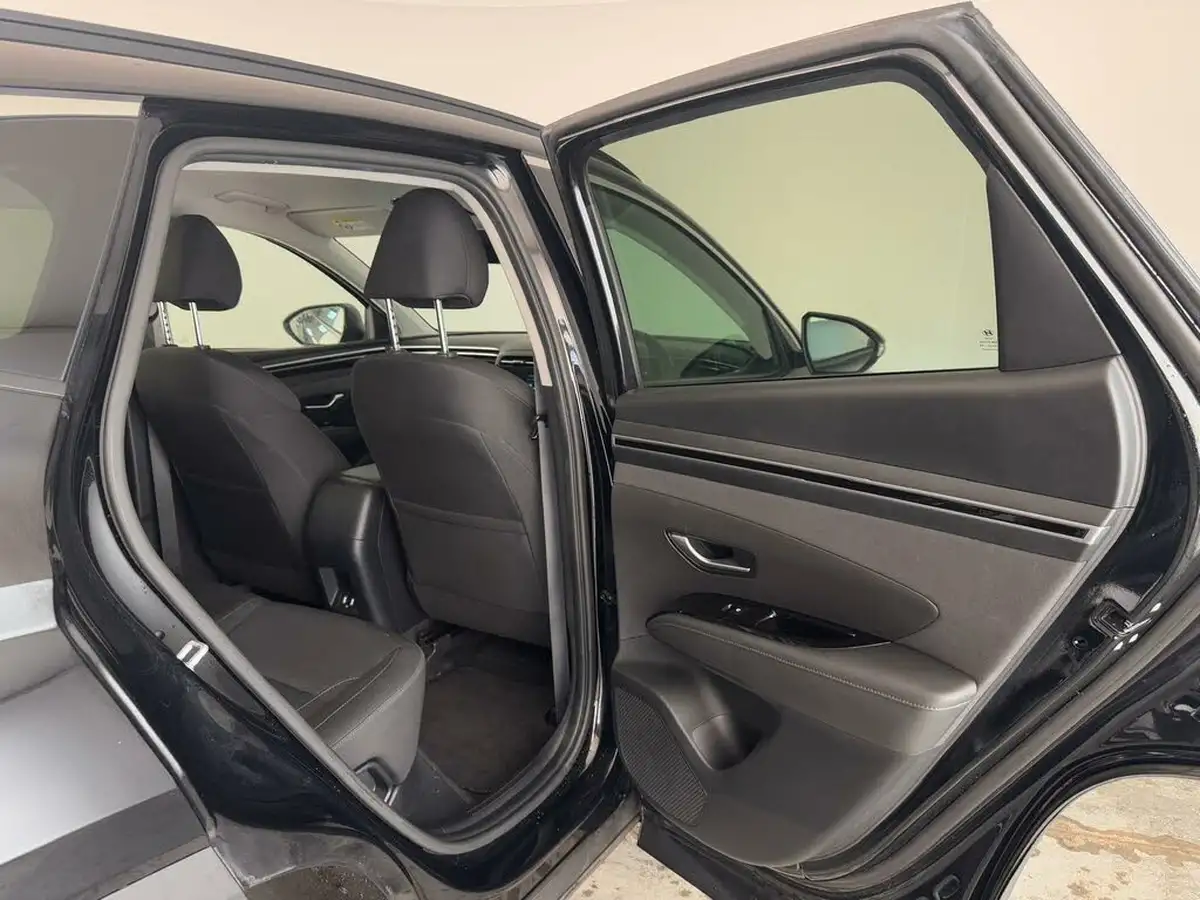 2022-hyundai-tucson-16-t-gdi-premium-265ps-4wd-phev-auto-big-15