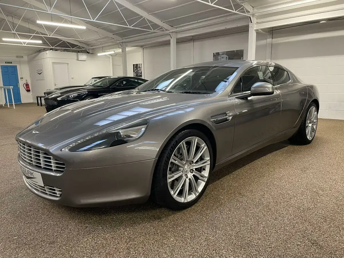 2010-aston-martin-rapide-s-v12-60-big-0