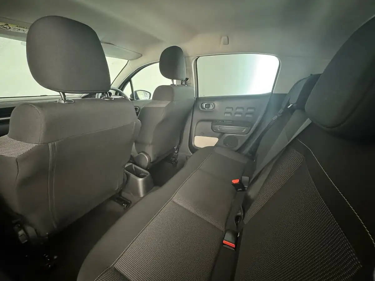 2024-citroen-c3-12-puretech-plus-110ps-eat6-big-14